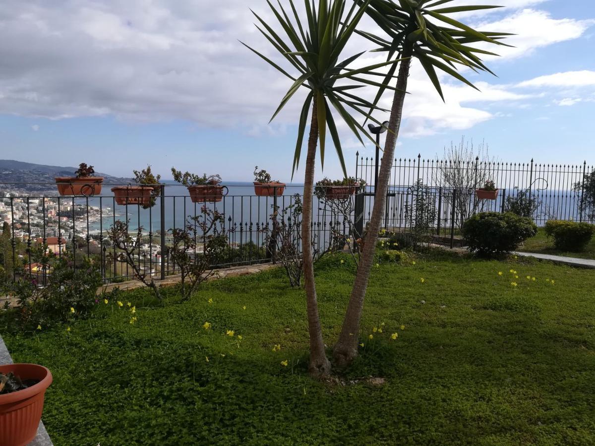 Luna Sul Mare Sanremo Exterior foto